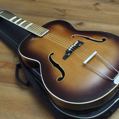 Hoyer Musikus Vintage Archtop Jazz-Gitarre 40er / 50er Jahre Sunburst for sale