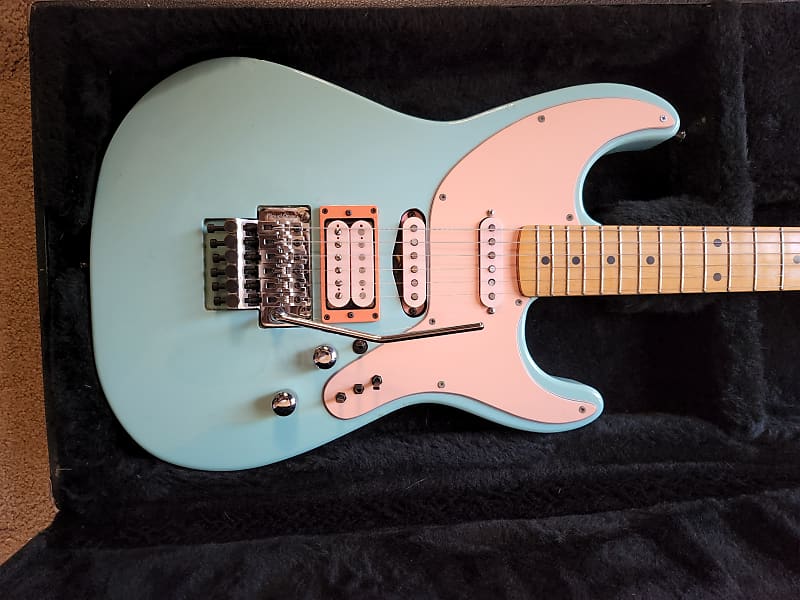 Kramer Elliot Easton EE Pro 1987 Light Blue/Pink | Reverb
