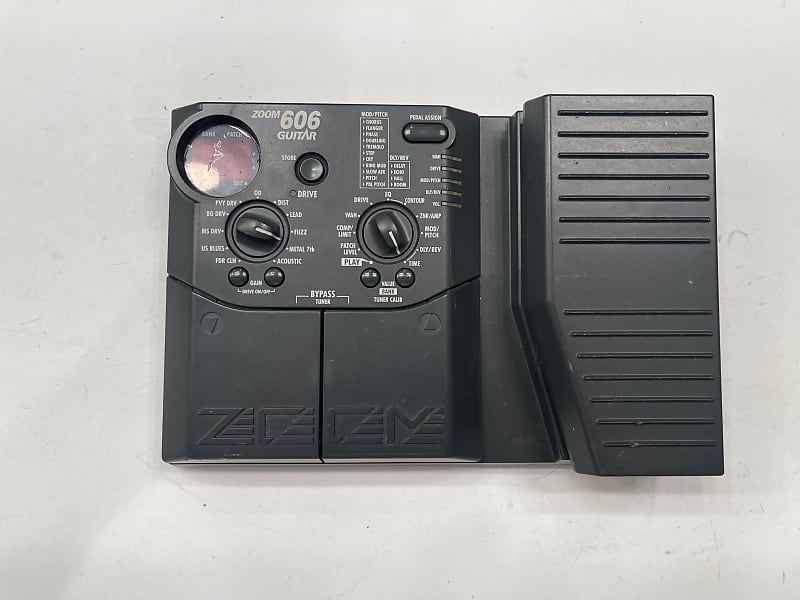 Zoom 606 Guitar Multi Effects Processor Expression Pedal + Power