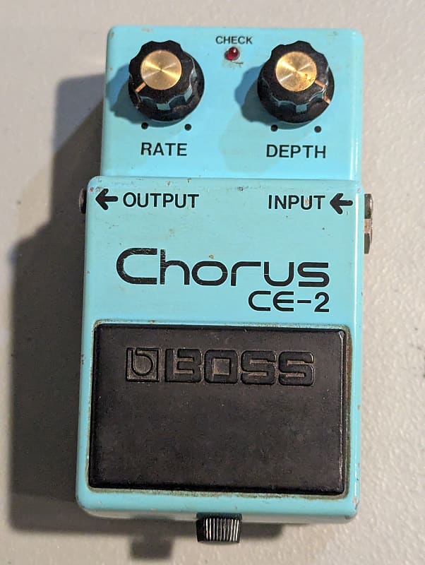 BOSS CE-2 Chorus　ボス　コーラス Amazon.com: Boss CE-2W Waza Craft Chorus Pedal : Musical