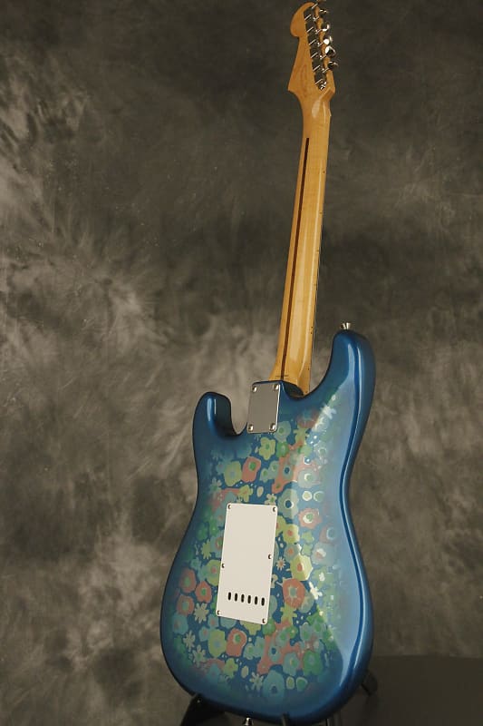 '03 Fender Blue Flower Stratocaster CIJ crafted in Japan NEAR MINT NEW OLD  STOCK