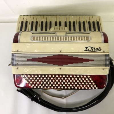 Lemar Vintage LMH-41 GOLDEN IVORY PIANO ACCORDION - MADE IN ITALY image 3