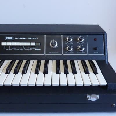 【美品】希少 KORG ポリフォニックアンサンブル PE-1000 Korg Polyphonic Ensemble P | Vintage Synth Explorer