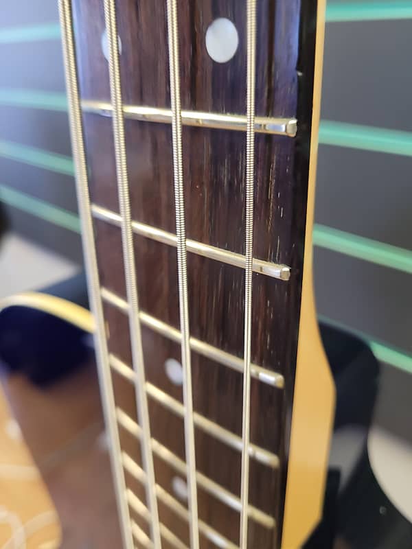 Yamaha BEX4 Blue Burst 2001 Semi Hollow Body Bass Guitar Yamaha BEX4 Blue Burst 2001 Semi Hollow Body Bass Guitar