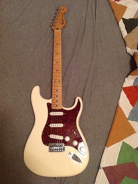 Fender Stratocaster (MIM) White with Tortoise Pickguard | Reverb