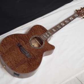 Dean PE QMAH Performer Quilt Mahogany Acoustic-Electric Guitar Natural