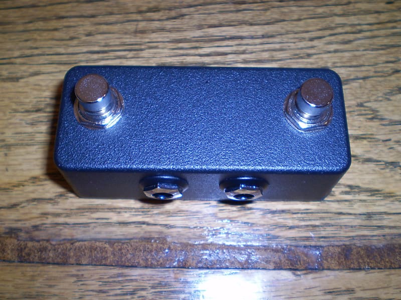 Mission Engineering TT-2 expansion footswitch for Line 6 Helix HX Stomp