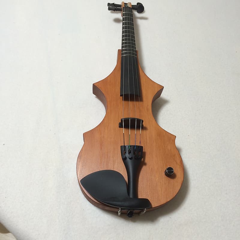 Violin. Handmade \fretted, acoustic / electric image 1