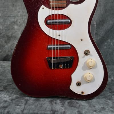 Silvertone 1457 (1964 - 1967) | Reverb