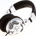 Behringer HPX2000 High--Definition DJ Headphones