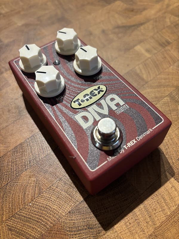 T-Rex Diva Drive