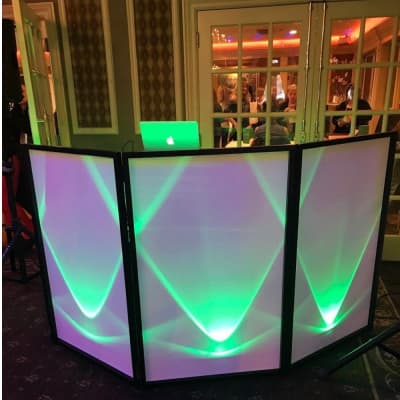 APE LABS COIN 2+ TOURPACK USB Rechargeable RGBAW LED Uplights in Flight Case image 5