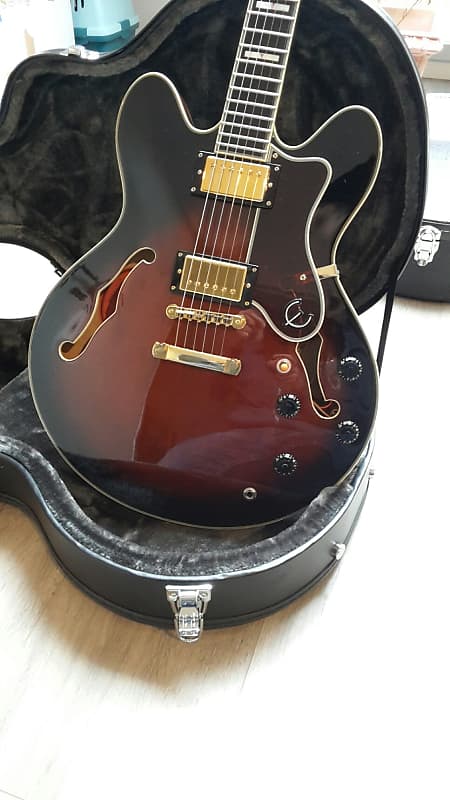 Epiphone Sheraton II Deluxe (incl. Hardcase)