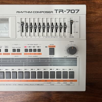 Roland TR-707 Serviced, HKA v2 808 909 Linn Expansion