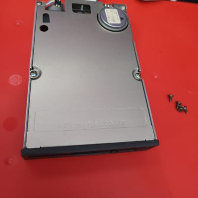 YAMAHA DISK DRIVE MMU-5U5LMC MITSUMI 5V ORIGINAL PART SY77 SY99 QS300 FLOPPY REPLACE