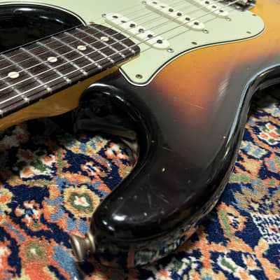 Fender Custom Shop '62 Limited Reissue Stratocaster Journeyman Relic 2021 Sunburst image 8