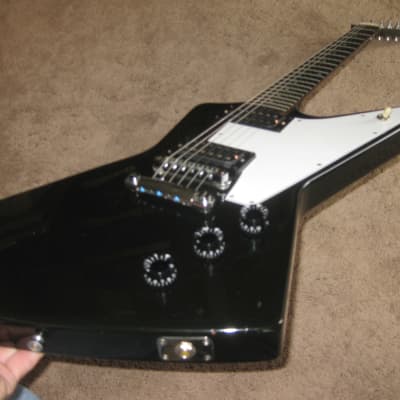 Gibson Explorer ブラック USA製 ハードケース付き Amazon.com: Epiphone Hard Shell Case for Explorer : Musical