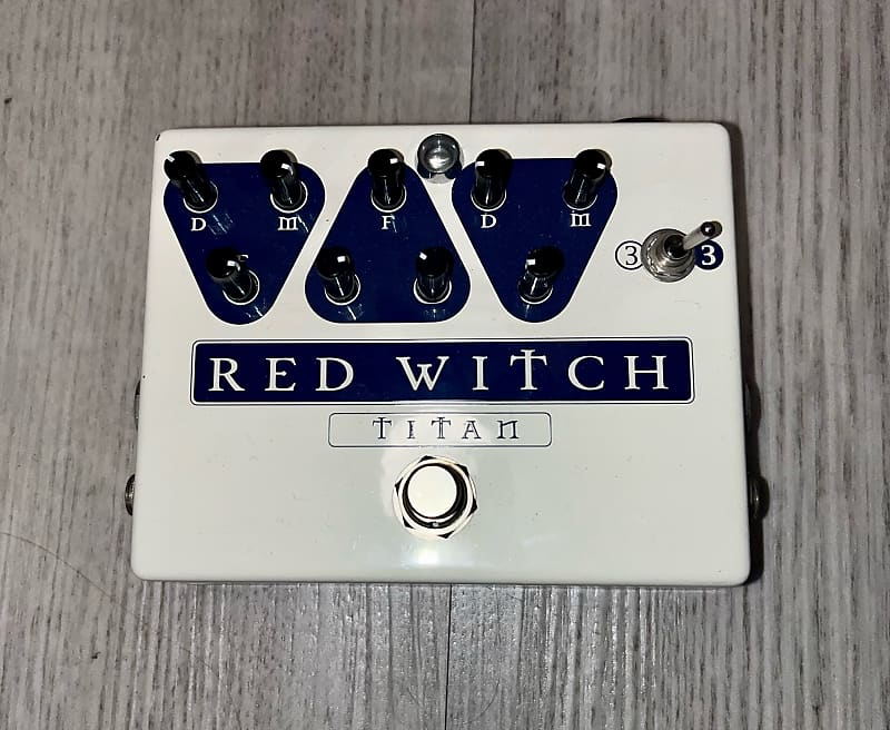 Red Witch Titan Delay 2013 - White image 1