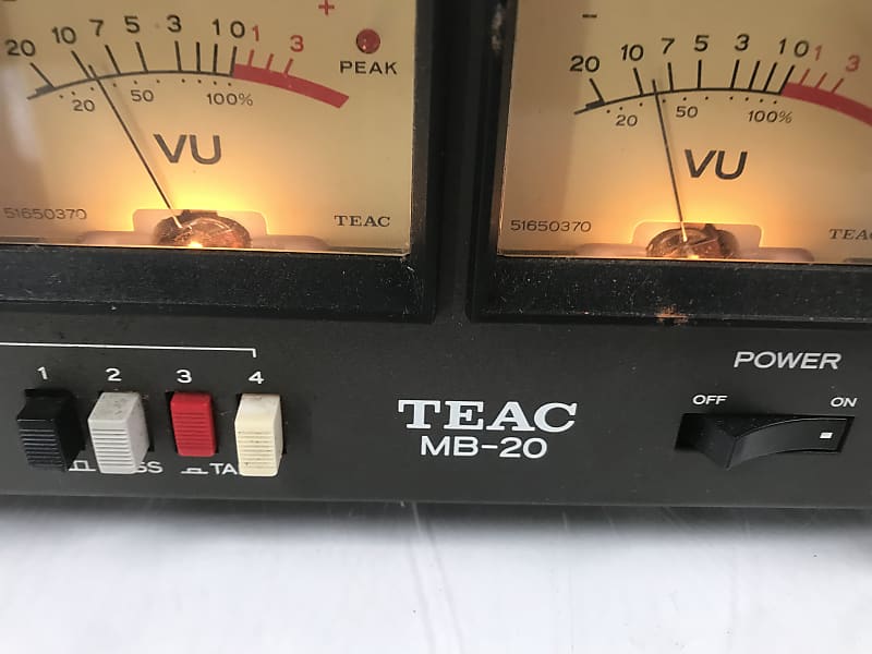 その他 TEAC MB-20 METER BRIDGE TASCAM SERIES Teac MB-20 front panel – Tascam Ninja