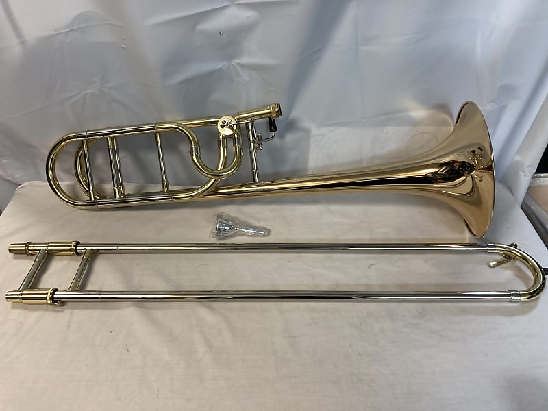 Eastman ETB422G Intermediate Trombone w/ F Attachment Reverb