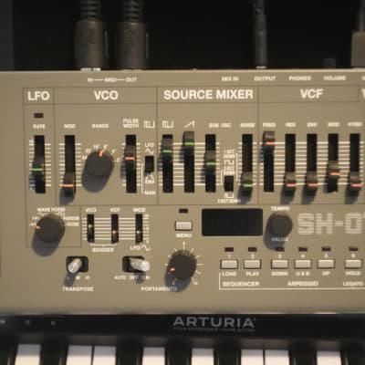 【美品】Roland SH-01A Boutique Roland Boutique SH-01A Synthesizer Sound Module – Kraft Music