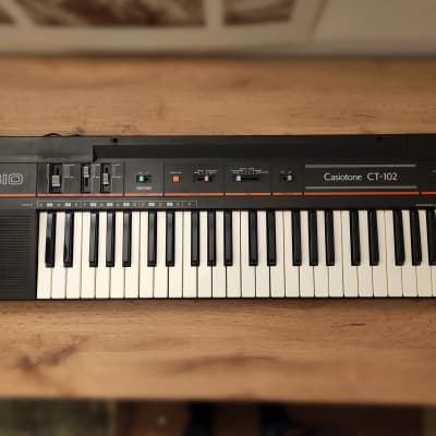 Casio Casiotone CT-102 Keyboard Synth 80s