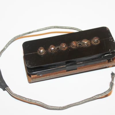 Vintage 1960's Gibson Les Paul P-90 Soapbar '62 Wrap and vintage chrome vibrola image 5
