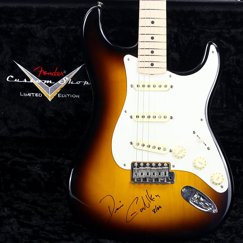 2009 Fender Custom Shop Masterbuilt ROADSHOW '57 Stratocaster - Eric  Johnson, 1957 Maple Neck Strat! 2-Tone Sunburst!