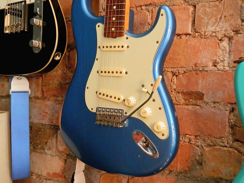 Fender Vintera Road Worn '60s Stratocaster | Reverb UK