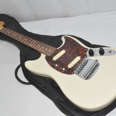 Fender Japan MUSTANG MG65-86 VMH S0シリアル Fender MG-65 Mustang Olympic White Made in Japan + Vintage