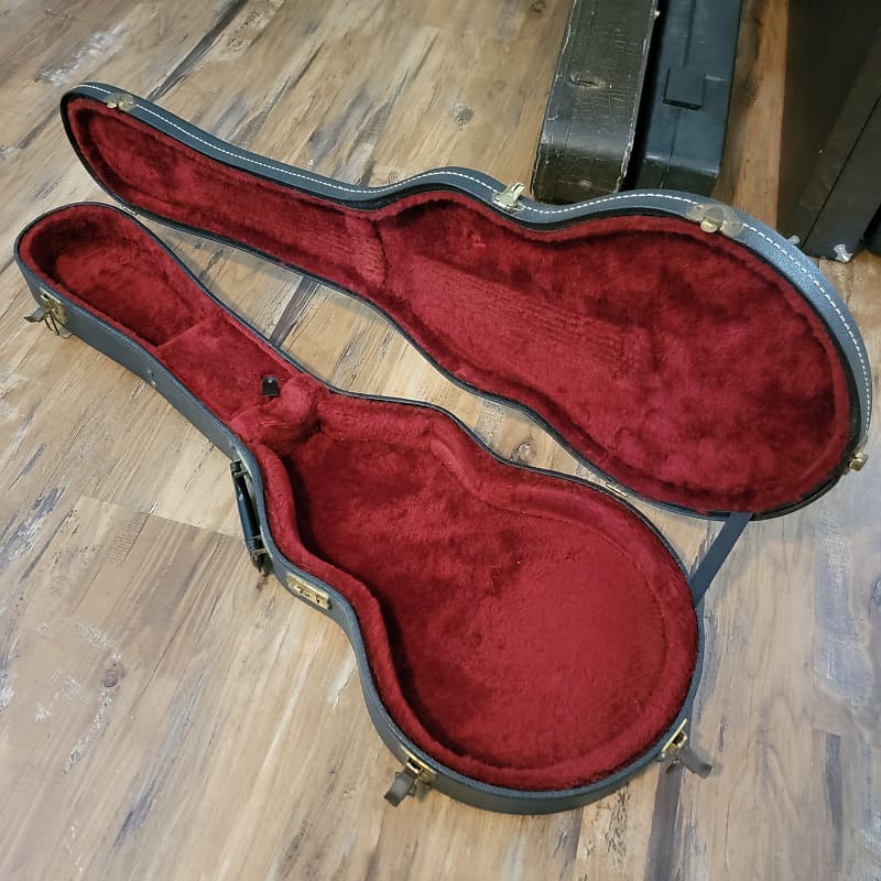 Vintage Gibson Les Paul Guitar Case Early 80s Black With Red | Reverb