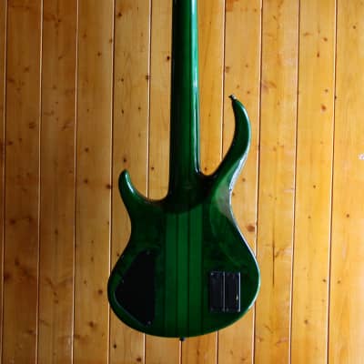 Inyen IBP-500 5 String Bass Guitar - Trans Green *Showroom Condition image 13