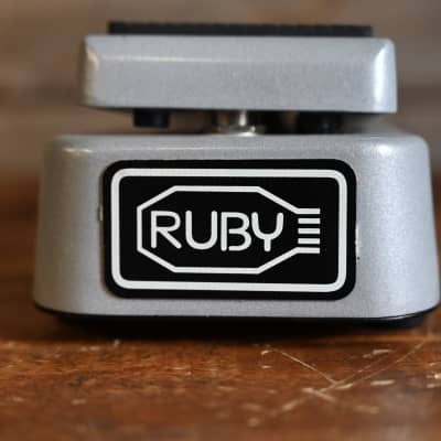 (13414) NEW Ruby Wah Wah Pedal Grey image 2