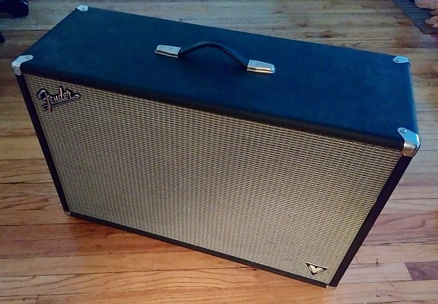 Vintage fender store 2x12 cabinet