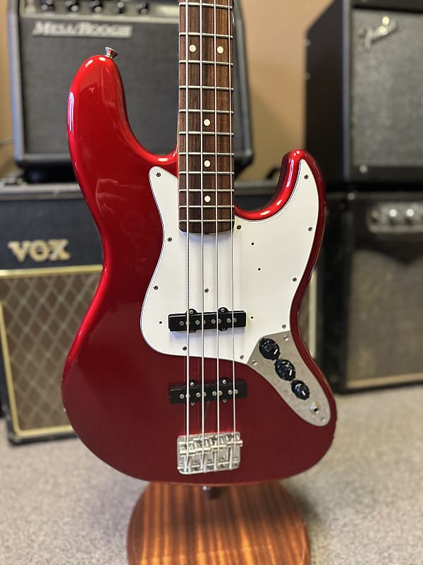 Amazon.co.jp: Fender Japan JB62-WAL Jazz Bass : 楽器・音響機器