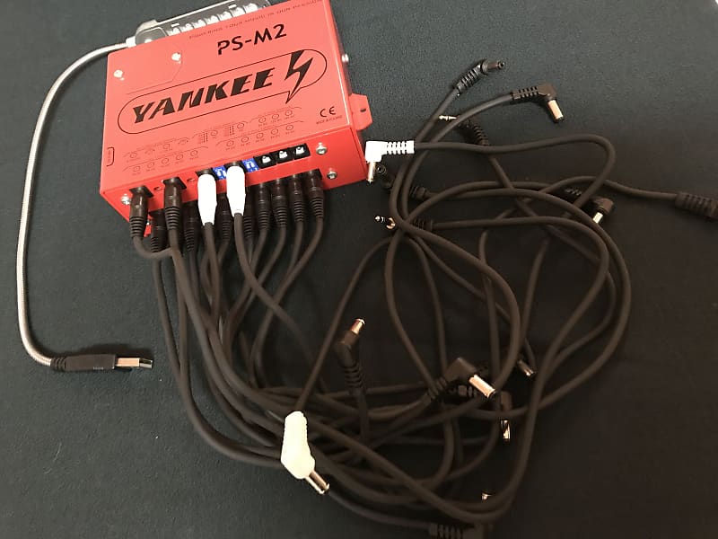 Marty's Pedalboard - Alimentation Yankee PS-M2 Le Yankee PS-M2 est