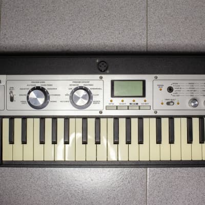 Korg MicroKorg XL 37-Key Synthesizer/Vocoder + MicroBAG