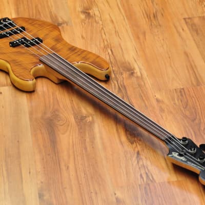 Fender Jazz Bass Special Fretless (Custom made) 1984 - Figured Lacewood image 13