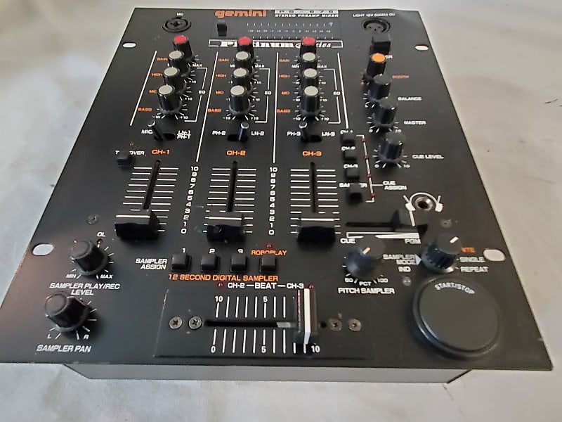 Gemini PS-676 Stereo Preamp Mixer - Platinum Series - Good
