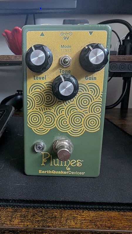 EarthQuaker Devices Plumes Small Signal Shredder