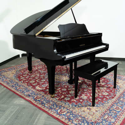 Yamaha 5' 8" G2 Grand Piano | Polished Ebony | SN: E1324804 image 3