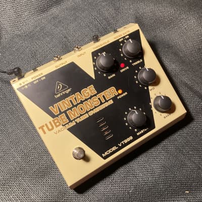 Behringer VT999 Vintage Tube Monster Vacuum Tube Overdrive