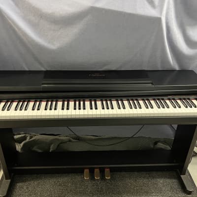 YAMAHA クラビノーバ CLP560 YAMAHA Clavinovaシリーズ デジタルピアノCLP560中古()売却済み