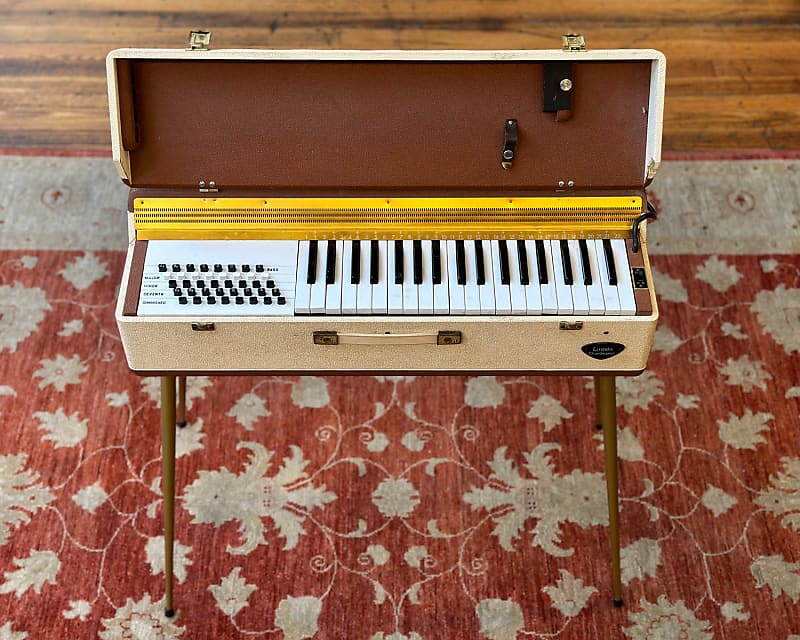 Lincoln Chordmaster Portable Organ Reverb