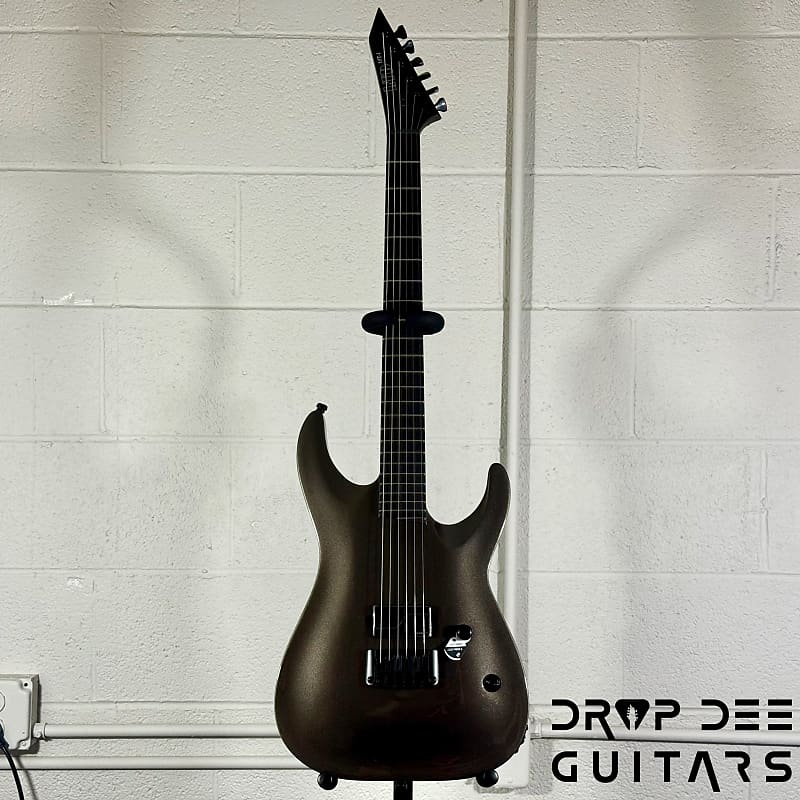 ESP LTD MT-1 Mick Thomson Signature Obsidian Metallic | The