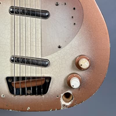 Danelectro Model 4623 Longhorn 6-String Bass Baritone Guitar 1959 Copper Burst image 13