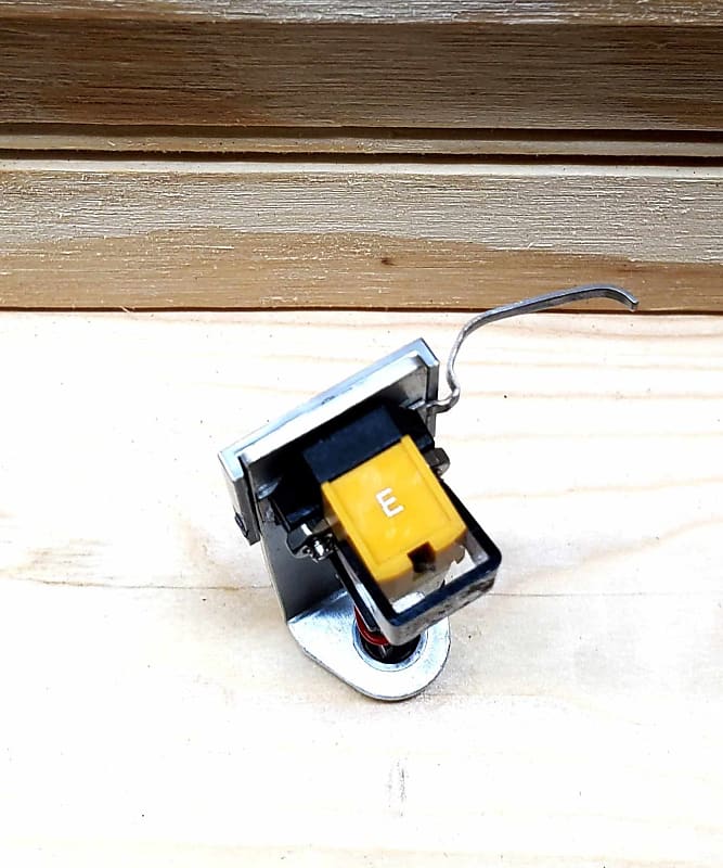 Ortofon E Cartridge and Stylus  - BLACK/ALUMINUM  			