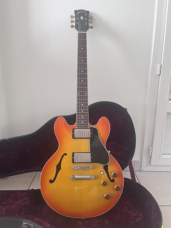 Gibson ES-335 Dot Reissue 2004 - Cherry sunburst | Reverb