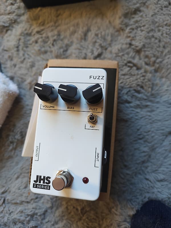 JHS 3 Series Fuzz