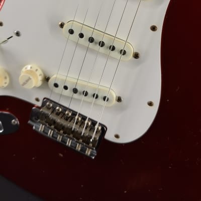 Fender Custom Shop Left-Handed 1959 Relic Stratocaster in Candy Apple Red image 2